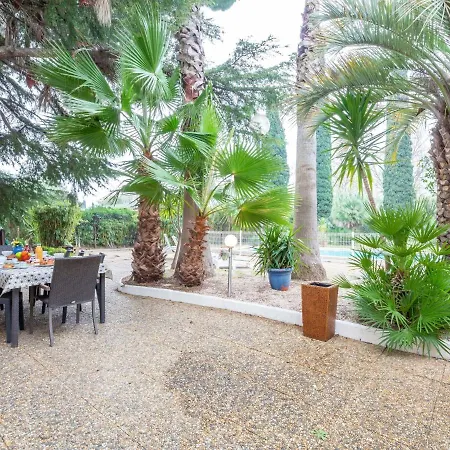 Апартаменты Le Bouisset By Interhome *