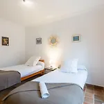 Le Bouisset By Interhome Apartman Saint-Aygulf