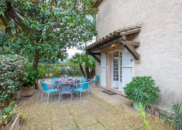 Le Bouisset By Interhome