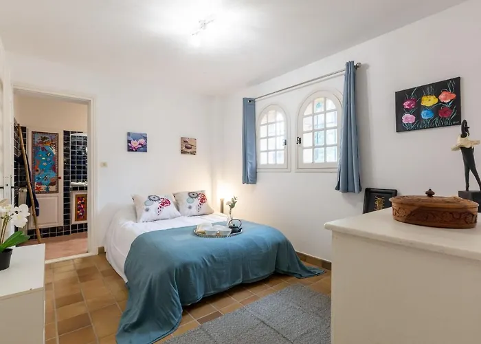 Le Bouisset By Interhome