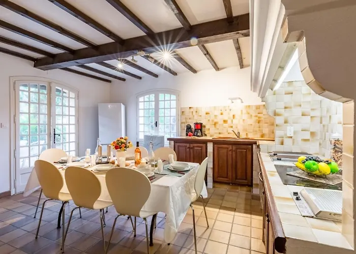 Le Bouisset By Interhome *