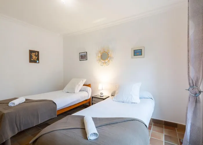 Le Bouisset By Interhome شقة سانت أي جولف
